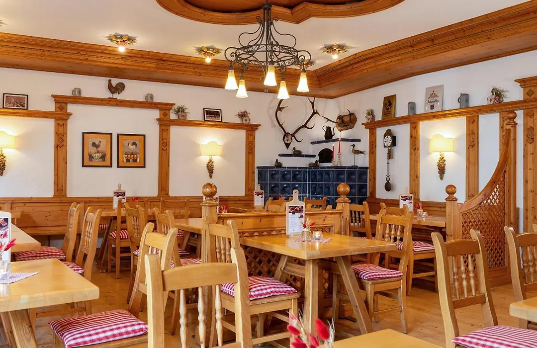 Victor's Residenz-Hotel Erfurt-1